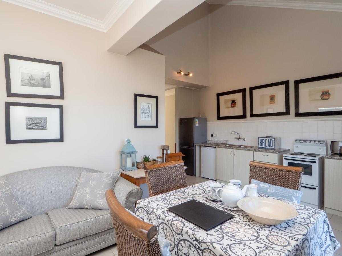 Appartamento Guadeloupe Self Catering Knysna Esterno foto